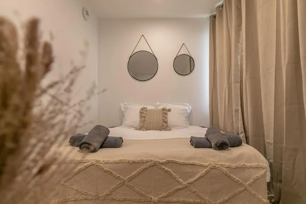 Cosy Centre 18 Apartment *